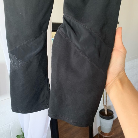 Fabletics Black Mesh Capri Leggings - Picture 4 of 6